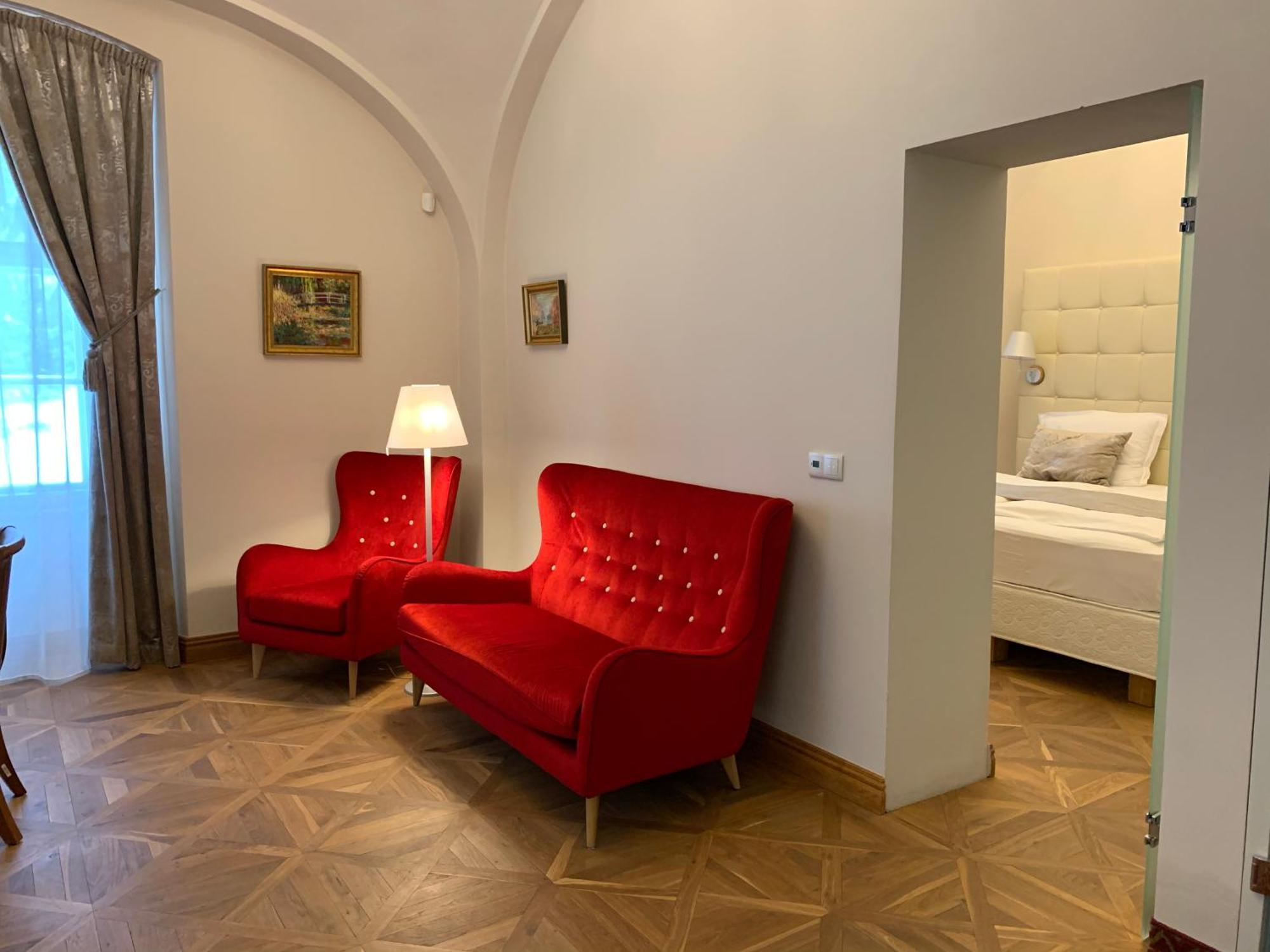 Zamek Ratmerice - Hotel & Resort מראה חיצוני תמונה